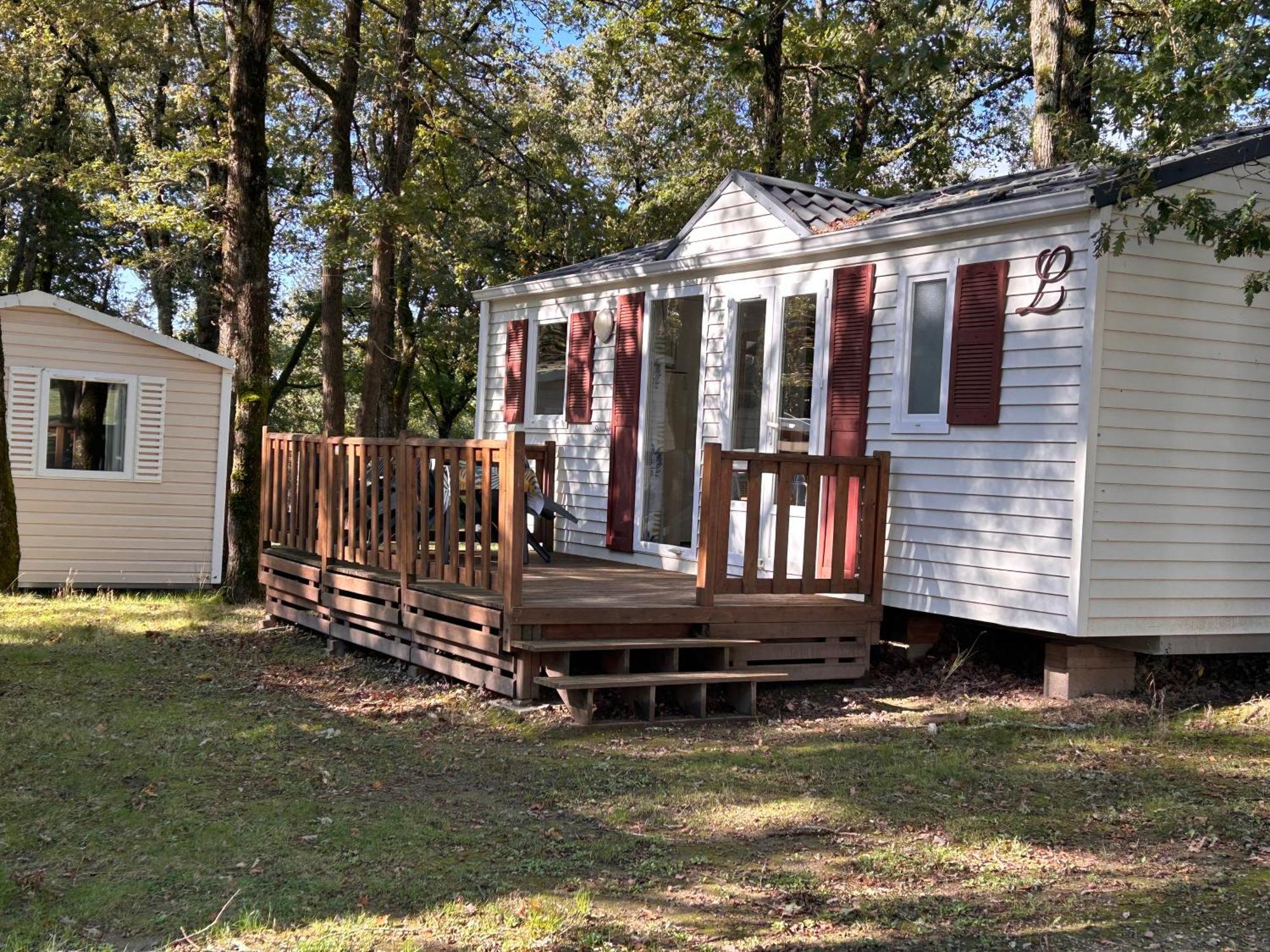 Camping Les Petites Minaudieres Coussay-les-Bois Camera foto