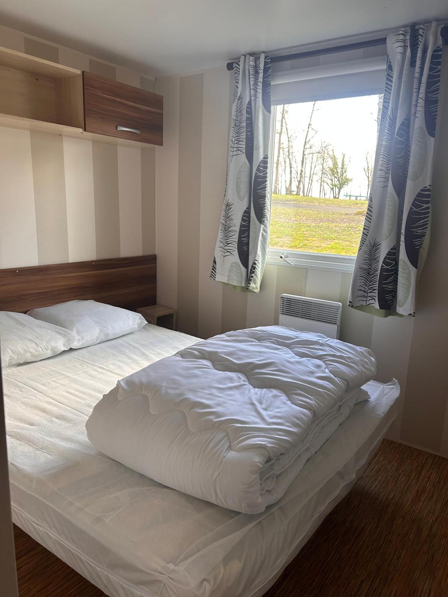 Camping Les Petites Minaudieres Coussay-les-Bois Camera foto